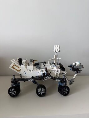 The LEGO Technic NASA Mars Rover Perseveranc